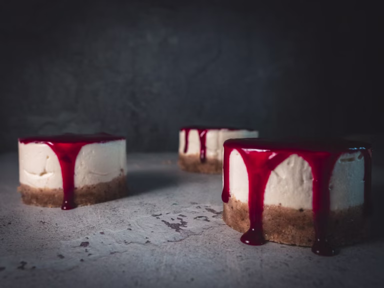 Wonder Monday Cheesecake Review: A Wellness Coach Looks at Low-Carb Desserts